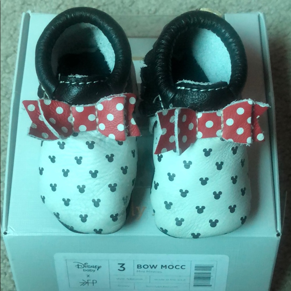 Freshly Picked Bow Moccasin Mini Minnies Size 3